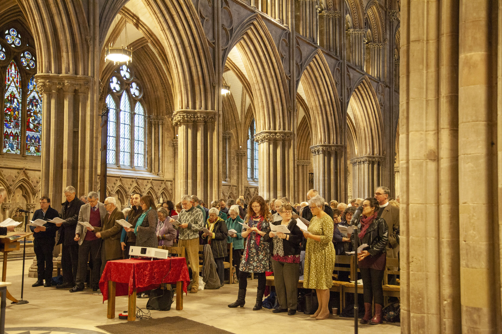Audience during the opening worship at the 2019 Selwyn Lecture